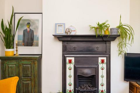 10 Daisy Road, Bristol, BS5 6JS