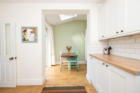 10 Daisy Road, Bristol, BS5 6JS