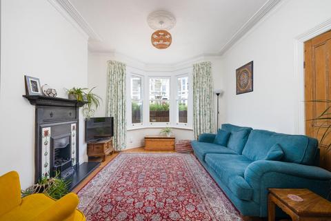 10 Daisy Road, Bristol, BS5 6JS