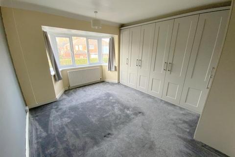 1b Charles Avenue, Grimsby, DN33 2DA