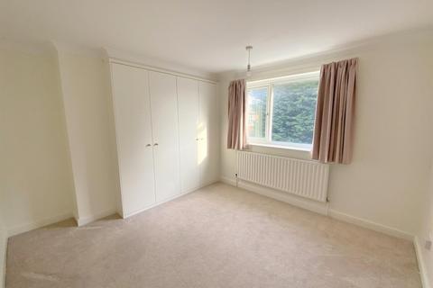 1b Charles Avenue, Grimsby, DN33 2DA