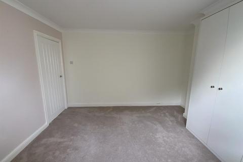 1b Charles Avenue, Grimsby, DN33 2DA