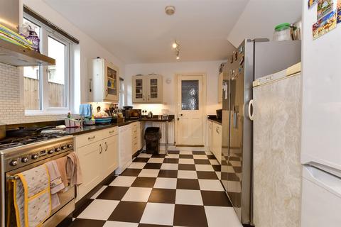 3 bedroom terraced house for sale, Dersingham Avenue, Manor Park, London