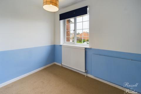 2 bedroom terraced house for sale, Swallow Close, Buckingham