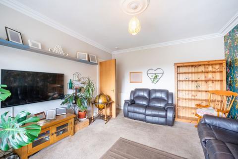 2 bedroom maisonette for sale, Brucefield Avenue, Dunfermline KY11