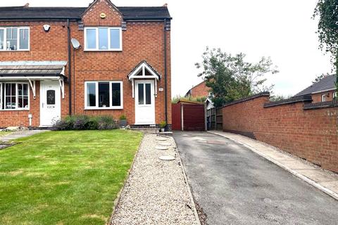 3 bedroom end of terrace house for sale, Bromley Close, Hednesford, Cannock