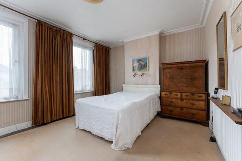 1 Croft Road, London, SW19 2NF