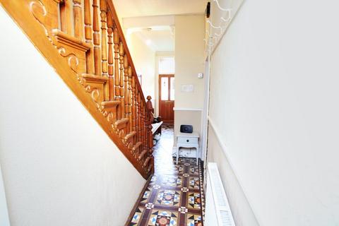 38 Berw Road, Pontypridd, CF37 2AA