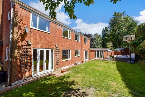 undefined, Blythe Road, Maidstone, Kent