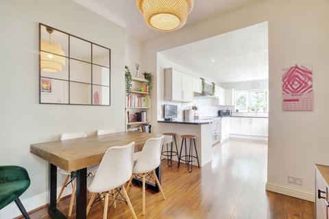 57 Cavendish Gardens, Westcliff-on-sea, SS0 9XP