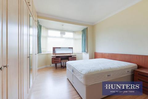 26 Ebbisham Road, Worcester Park, KT4 8NE