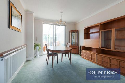 26 Ebbisham Road, Worcester Park, KT4 8NE