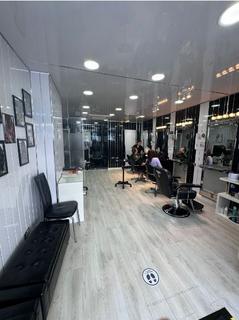 Hairdresser and barber shop for sale, Ballards Lane, London N12