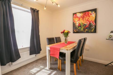 24 Amberley Close, Calne, SN11 9UP