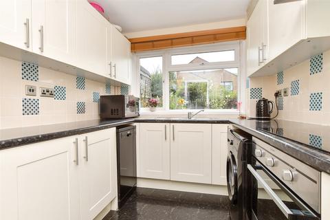 2 bedroom terraced house for sale, Chiswick Close, Croydon, Surrey