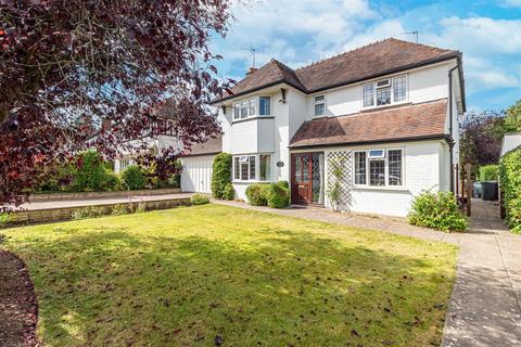 28 Northwick Close, Worcester, WR3 7EF
