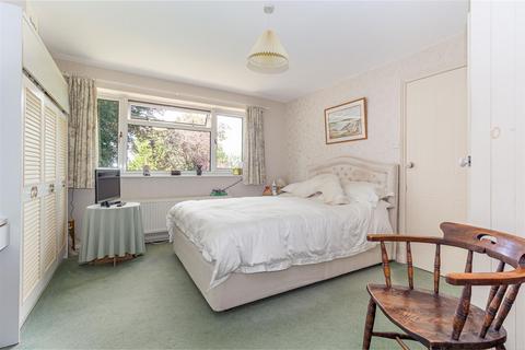 28 Northwick Close, Worcester, WR3 7EF