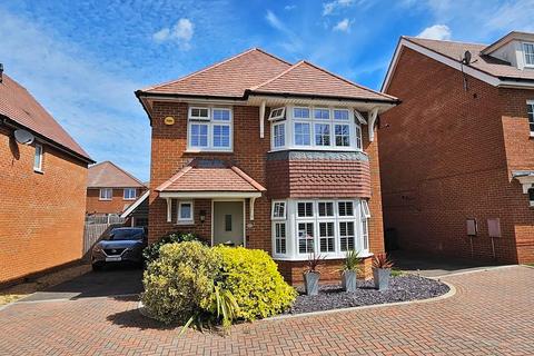 4 bedroom detached house for sale, Bancord Avenue, Herne Bay, CT6 5EN