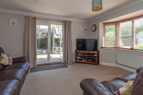 3 bedroom semi-detached house for sale, Hercules Road, Rendlesham, IP12 2GP