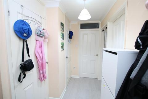 1 bedroom flat for sale, Rusper Road, Horsham