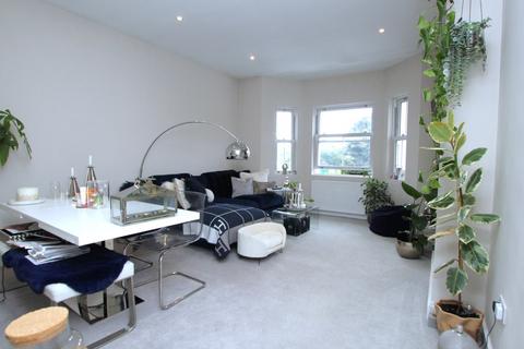 2 bedroom apartment for sale, 15 Mansfield Road, Lower Parkstone, Poole, BH14