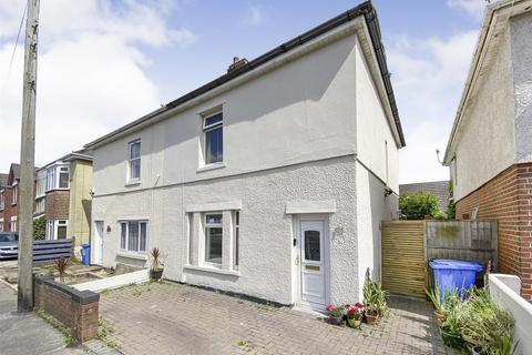 124 Albert Road, Poole, BH12 2EY