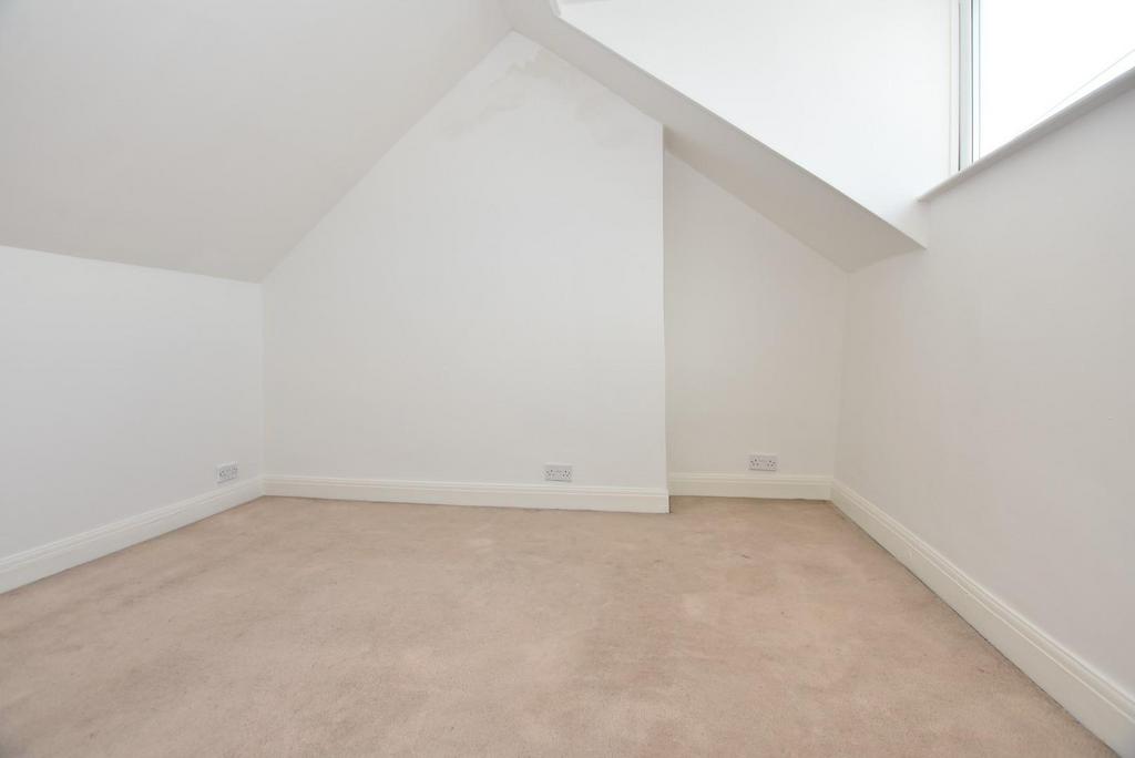 Attic room.jpg