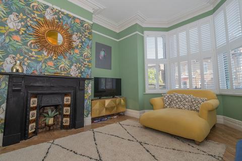 4 bedroom terraced house for sale, Crescent Road, Ramsgate, CT11