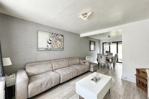 101 Langtons Meadow, Farnham Common, Slough, SL2 3NS