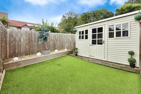 101 Langtons Meadow, Farnham Common, Slough, SL2 3NS