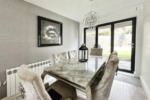 101 Langtons Meadow, Farnham Common, Slough, SL2 3NS