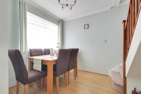 11 Derek Road, Lancing, BN15 0NU