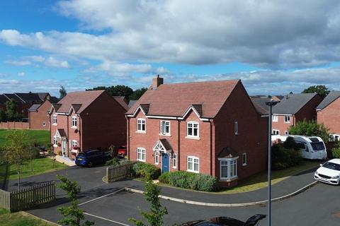 4 bedroom detached house for sale, Derby DE3