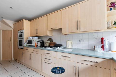 261 Daventry Road, Cheylesmore, Coventry, CV3 5HH