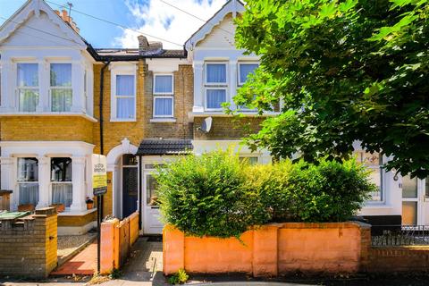 3 bedroom house for sale, Chestnut Avenue South, London