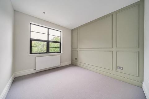 Flat 3, 2 Lynton Road, London, W3 9HP