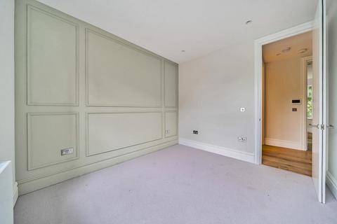Flat 3, 2 Lynton Road, London, W3 9HP