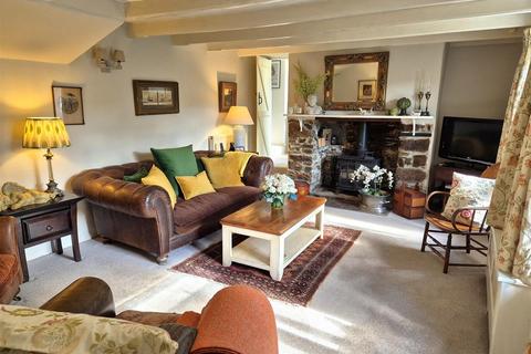undefined, Kilhallon, Par