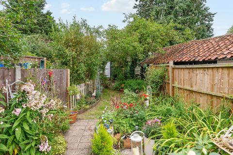 2 bedroom terraced house for sale, High Street, Ware SG12