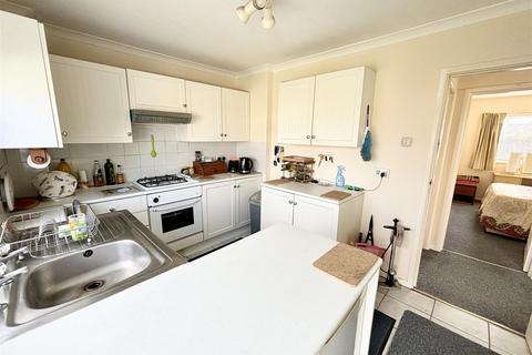 1 bedroom apartment for sale, Dawkins Road, Poole BH15