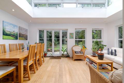 6 bedroom detached house for sale, Perryn Road, London W3