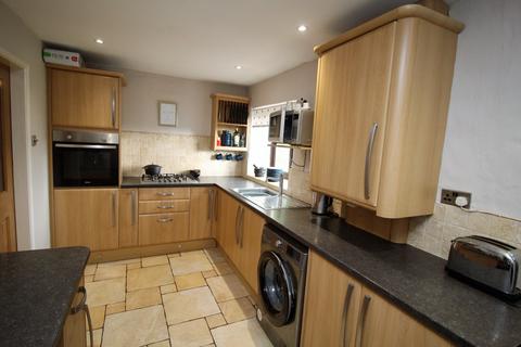 2 bedroom house for sale, High Street, Doncaster DN6