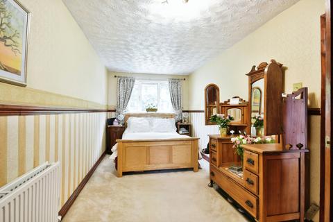 9 Barmhouse Close, Hyde, SK14 3DA