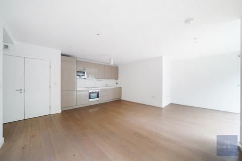 301, Capell Apartments Victory Place, London, SE17 1PG