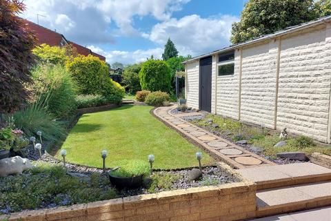 33 Azalea Drive, Burbage, Hinckley, LE10 2SH