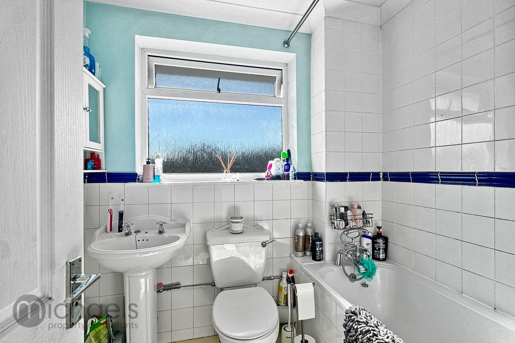 First Floor Family Bathroom