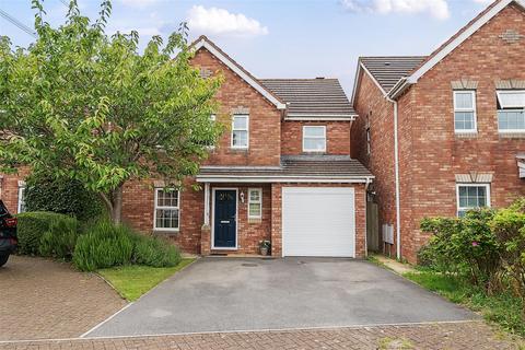 4 bedroom detached house for sale, Sandpiper Gardens, Chippenham