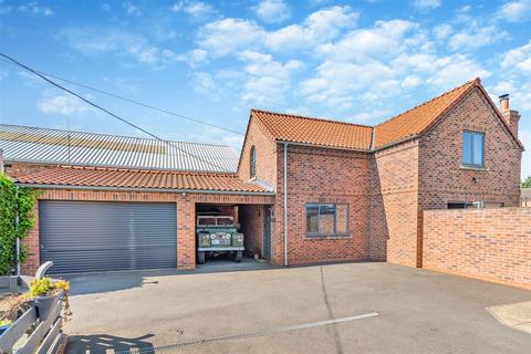 3 bedroom detached house for sale, Long Street, Thirsk YO7