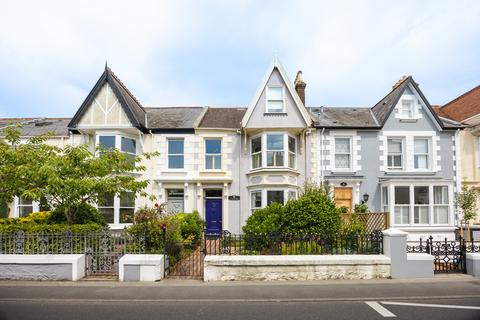 3 bedroom terraced house for sale, Brock Road, St. Peter Port, Guernsey