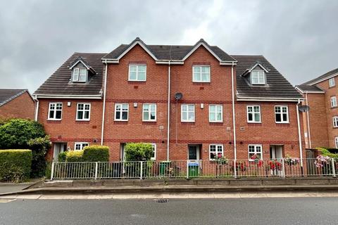 4 bedroom townhouse to rent, Hurst Lane, Tipton